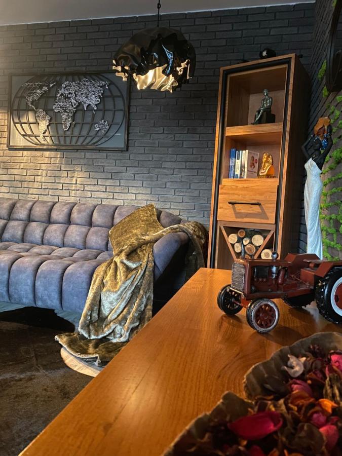Iconic Loft Bucharest - Private Parking, Netflix Apartment Bagian luar foto