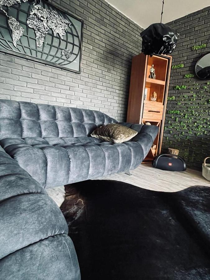 Iconic Loft Bucharest - Private Parking, Netflix Apartment Bagian luar foto